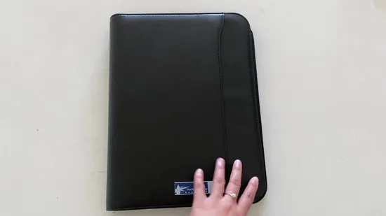 Cheap Office Supplies Black PP File Folders Plastic Document Folder 